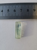 Gyönyörű akvamarin kristály, ásvány