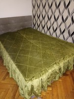 French bed blanket