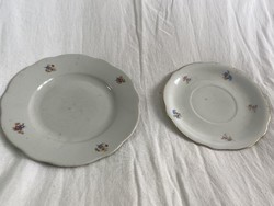 2 porcelain plates
