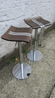 Bar stools (2 pcs)