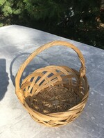 Small wicker basket