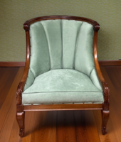 Comfortable, spacious style armchair armchair