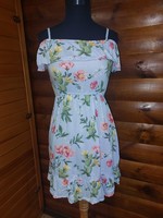 H&M virágos fodros ruha. Gyerek 152-es méret