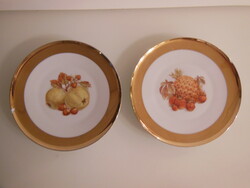 PORCELÁN -TÁNYÉR -2 db - AJÁNLATOT VÁROK  BAVARIA - 18 cm - ARANYOZOTT - SZÉLEIKEN PICI LEPATTANÁS
