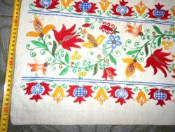 Decorative cushion cover embroidered on raw canvas, 51 cm x 33 cm