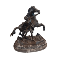 Cluj-Neck horse brake on a bronze marble plinth m01543