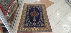 3211 Fabulous hand-knotted Iranian Isfahani wool Persian rug 103x163cm with free courier