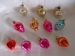 Old glass Christmas tree decorations - 3 golden nuts, 4 grapes + 4 strawberries!