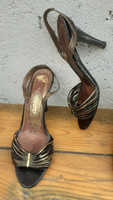 Casual high-heeled sandals. 37-Es
