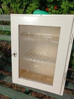 Retro wall lockable cabinet