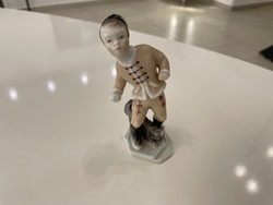 Herendi fiú kutyával porcelán figura szobor