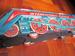 Record game mf-804 international express locomotive, old, large-scale locomotive record factory