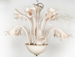 Murano glass chandelier with calla-shaped flower decorations