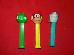 Retro PEZ cukorka figurális tartó adagolók Angry Birds,Madagaszkár, Cápamese 3db egybe képek szerint