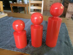 Fire red retro table decorations. 3 Pcs.