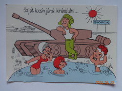 Régi grafikus humoros katonai képeslap - Pusztai Pál rajz - "Saját kocsin járok kirándulni..."