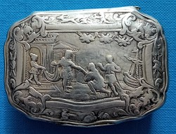 Baroque silver box with an engraved historical image (Columbus) and hunting scenes