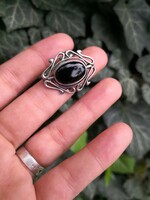 Beautiful silver brooch with onyx stones