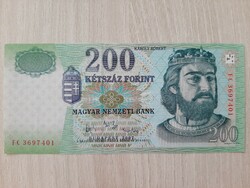 200 forint bankjegy FC sorozat 2007 UNC  elcsúszott vágás
