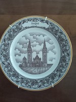 Szeged decorative plate, unique collection with 18 carat gold border