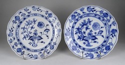 1Q958 Antik Meisseni hagymamintás kék fehér porcelán lapostányér pár 25 cm
