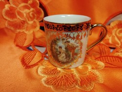 Antik, PM német porcelán aranyozott kávés csésze, eozin mintás, romantikus jelenetes