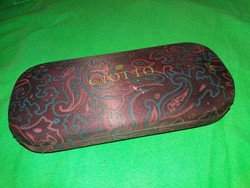Old velvet Italian giotto hard case for glasses as shown in the pictures