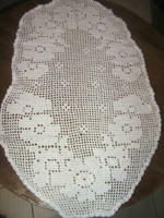 Beautiful white antique hand crocheted floral oval tablecloth runner
