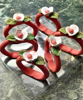 :Ceramic napkin ring with set of flowers