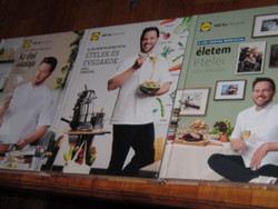 3 Tamás cookbooks with lids