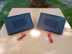 Pair of speakers for indoors, on the terrace, even in the corner with cable (4 ohm, 3 w, made in Germany)