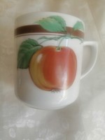 Czechoslovak apple and cup collectors