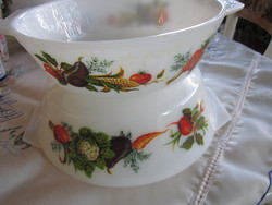 2 Vintage English vegetable heat-resistant milk glass baking dish pyrex