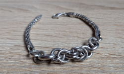 Silver bracelet with bracelet