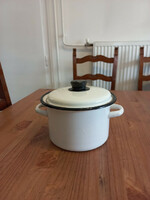Cream-colored pot with lid, 3.5 liters
