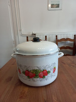 Large strawberry pot with lid, 17 liters
