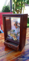 Vintage - 1978 - George Good Corp. music box with dancing butterfly