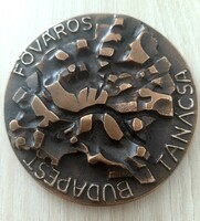 Budapest Főváros Tanácsa bronz dombormű , plakett 8 cm  A Főváros kiváló szolgálatáért
