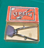 Strela manual hair clipper, (in original box)