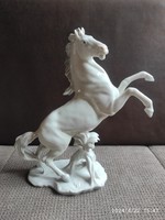 Karl Ens Volkstedt pocelán ágaskodó ló szobor