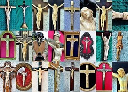 Kivételes ajánlat! Antik Eredeti Restaurált 60 darab CSONT Jézus Krisztus az: 1620-1917. év
