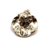 0258. Art Nouveau brooch with diamonds