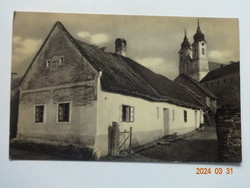 Régi postatiszta képeslap: Tihany, parasztház, Kossuth Lajos u. 87. (1956)