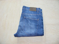 72D comfort men's jeans size 33,