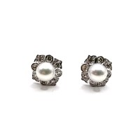 0163. White gold earrings with diamonds and pearls