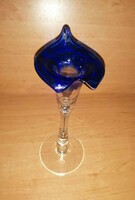 Kék kála üveg talpas gyertyatartó - 26 cm magas