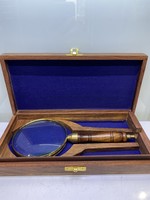 Wood-copper box magnifier