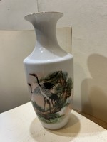 Kinai porcelán váza a XX. század elejéről, 20 cm-es nagyságú.4599