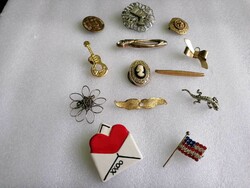 13 brooches with impeccable mixed material composition + 3 bracelets as a gift!