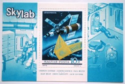 B101 / 1973 skylab block postal cleaner